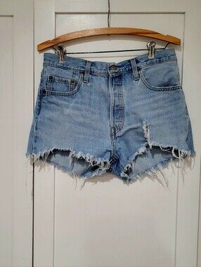 Levi's 501 Classic High Rise Button Fly Distressed Denim Shorts | Size 8 (27)